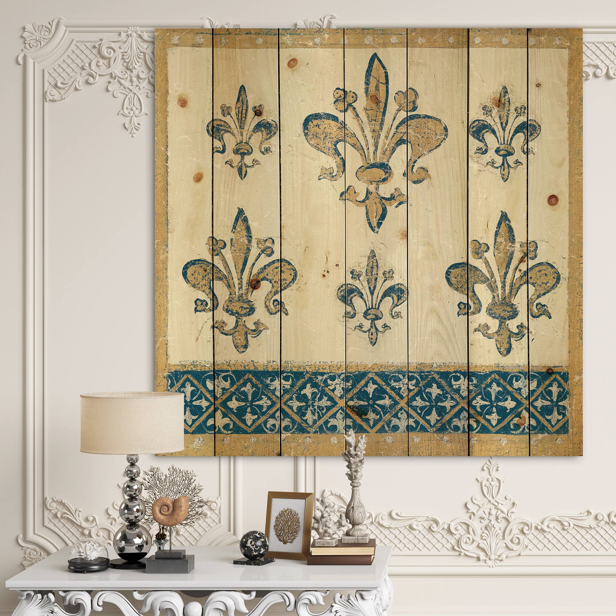 Designart - Fleur de Lis Gold Pattern